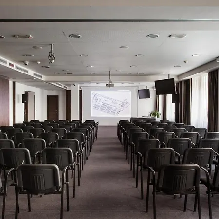 Отель C-hotels Ambasciatori 4*