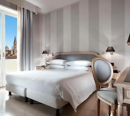 C ホテルズ アンバシアトリ ホテル 4*