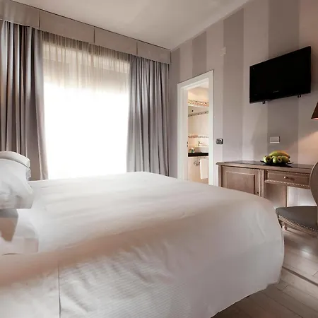 Hotel C-hotels Ambasciatori 4*