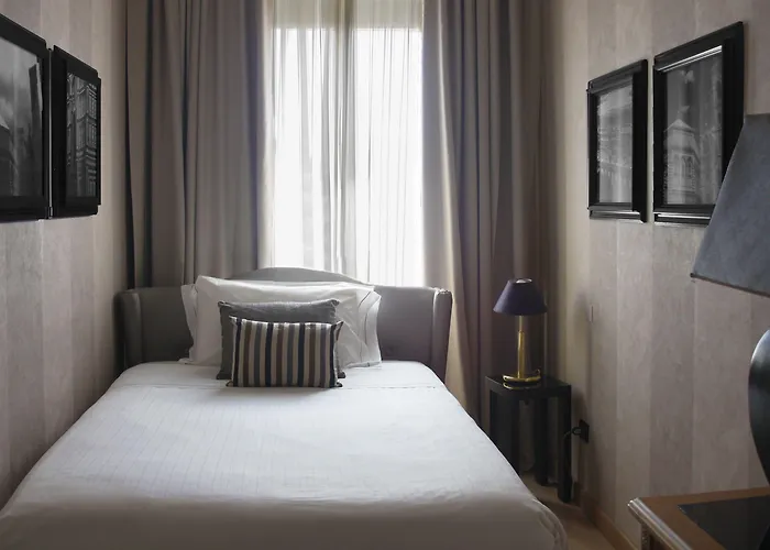 C ホテルズ アンバシアトリ