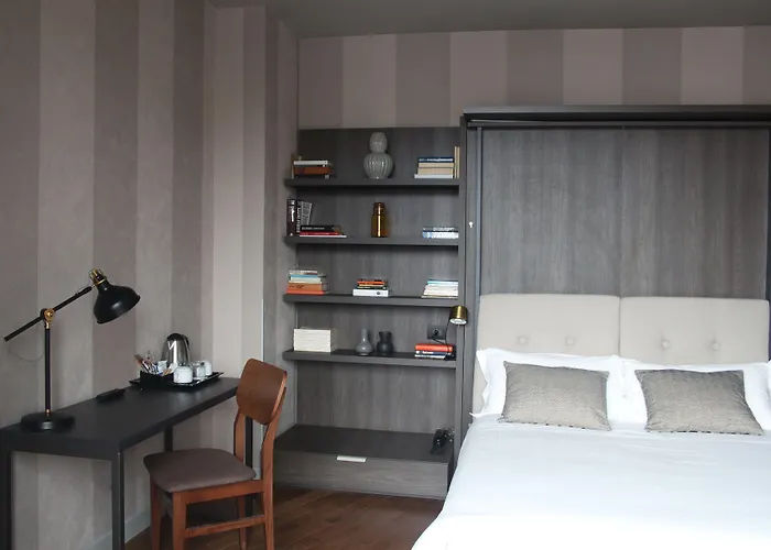 C ホテルズ アンバシアトリ