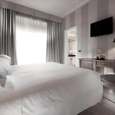 C-hotels Ambasciatori Отель 4*