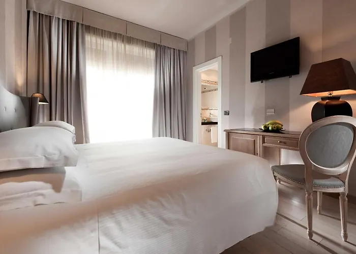 Hotel C-hotels Ambasciatori 4*
